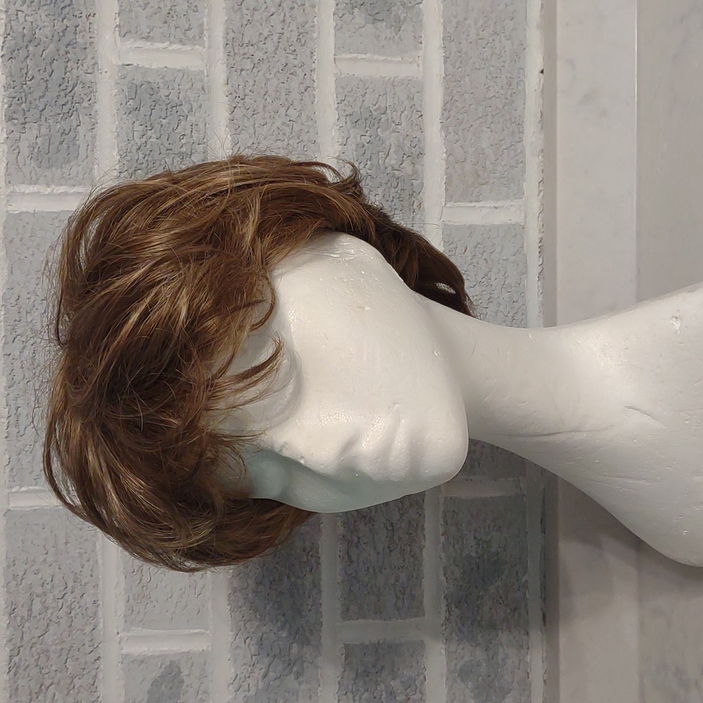 Christine Jordan Women's Windswept Effortless Beachy Blondish Wig